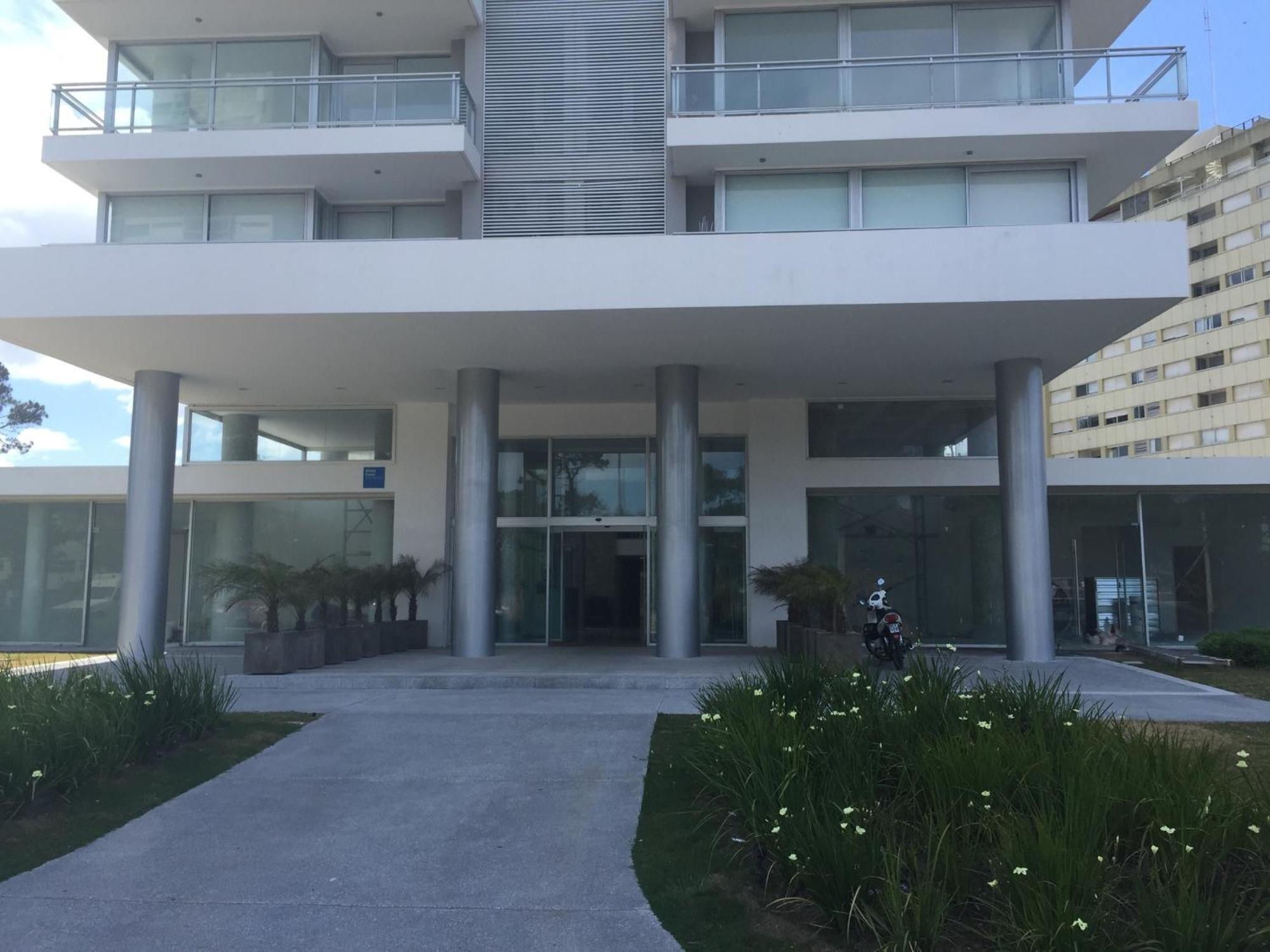 Bellagio Tower New Apartments Пунта дел Есте Екстериор снимка
